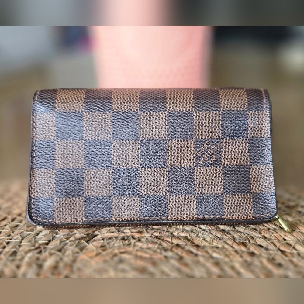 Louis Vuitton Damier Ebene Portefeuille Tresor Wallet